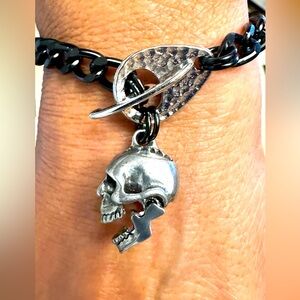 Vintage Sterling skull & black chain bracelet designer